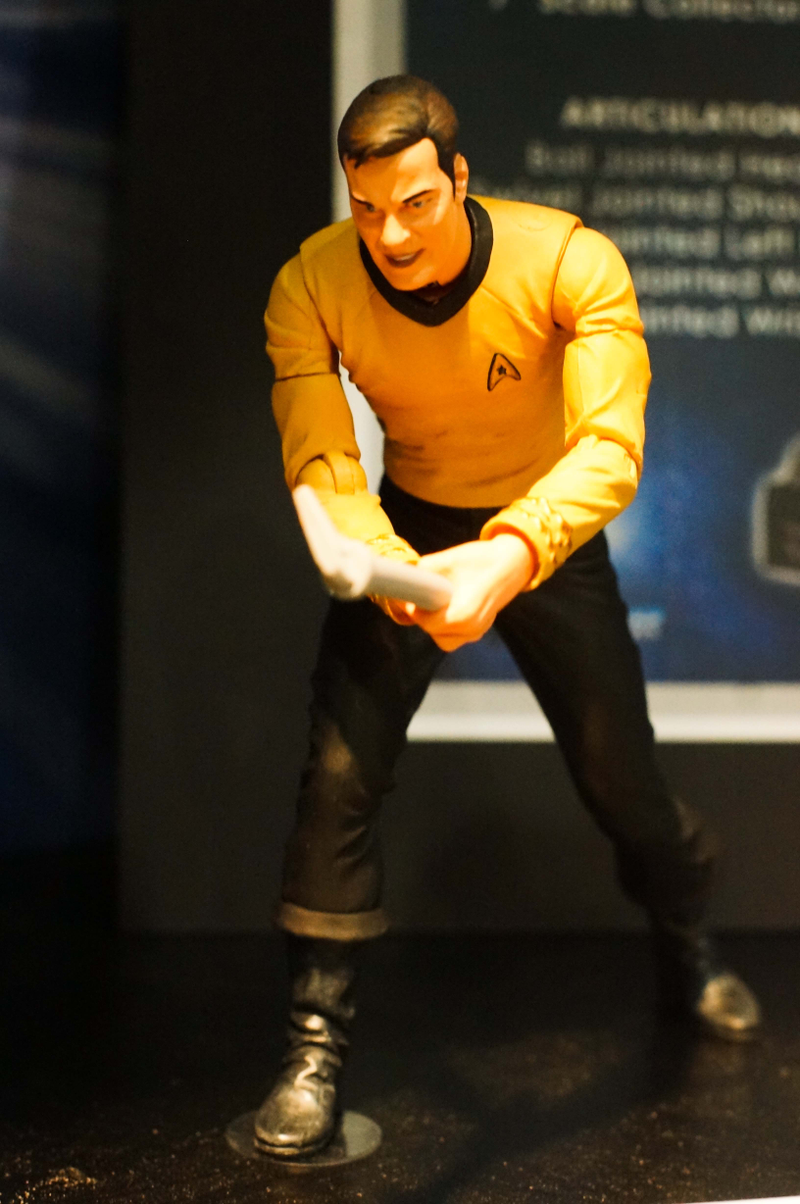 Illustration for article titled Robot George Washington, Dirty Schwarzeneggers and KHAAAAAAN: Toy Fair 2013, Day 2